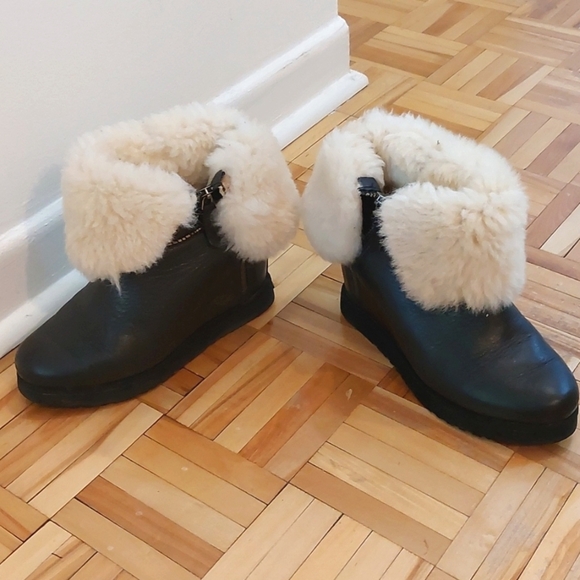 Koolaburra × Uggs La Volta winter boots sheepskin and real fur wool size 6 - Picture 1 of 9